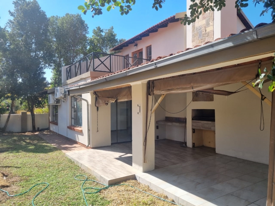 3 Bedroom Property for Sale in Waterval East North West